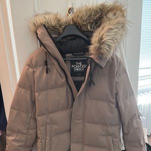 Aritzia Powder Parka size M light tan